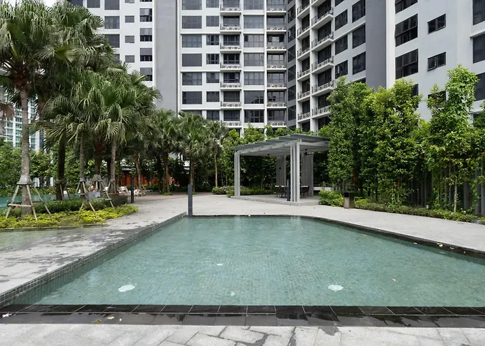 Luxury Skyline Suite By Psm
